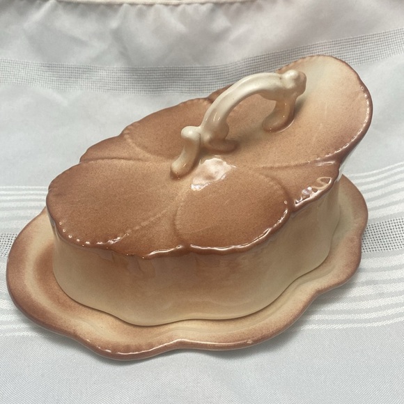 Ceramic Butter/Cheese Dish - Picture 4 of 16